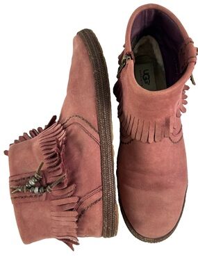 Uggs Australia Tiana Fringe US9 EU40 Ankle Boot Side-Zip Moccasin Pink Bootie